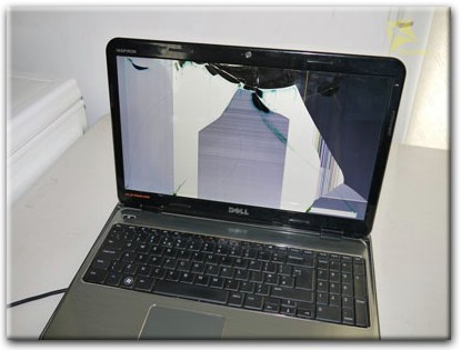 Замена матрицы на ноутбуке Dell в Саратове