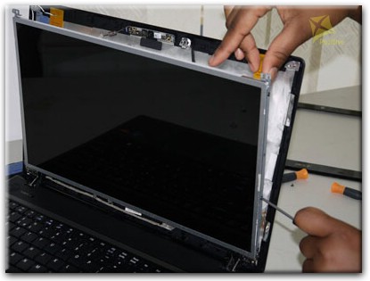 Замена экрана ноутбука Emachines в Саратове