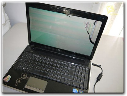 замена матрицы на ноутбуке HP в Саратове