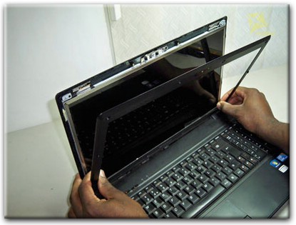 Замена экрана ноутбука Lenovo в Саратове